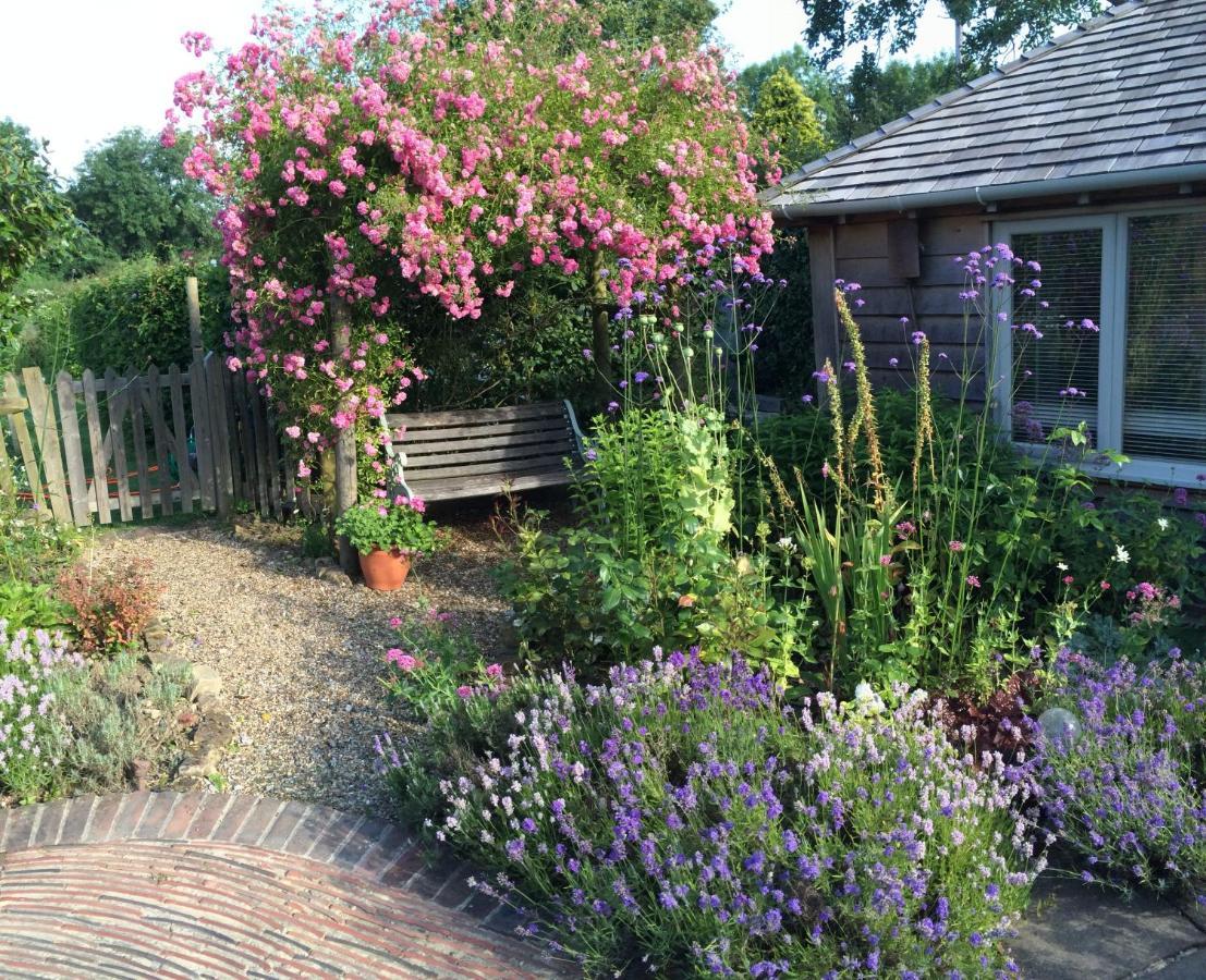 Thatched Cottage B&B Hever Exterior foto