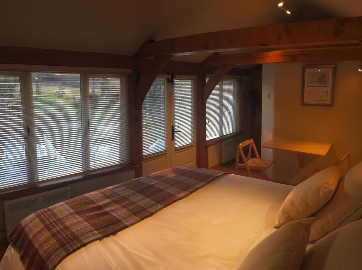 Thatched Cottage B&B Hever Exterior foto
