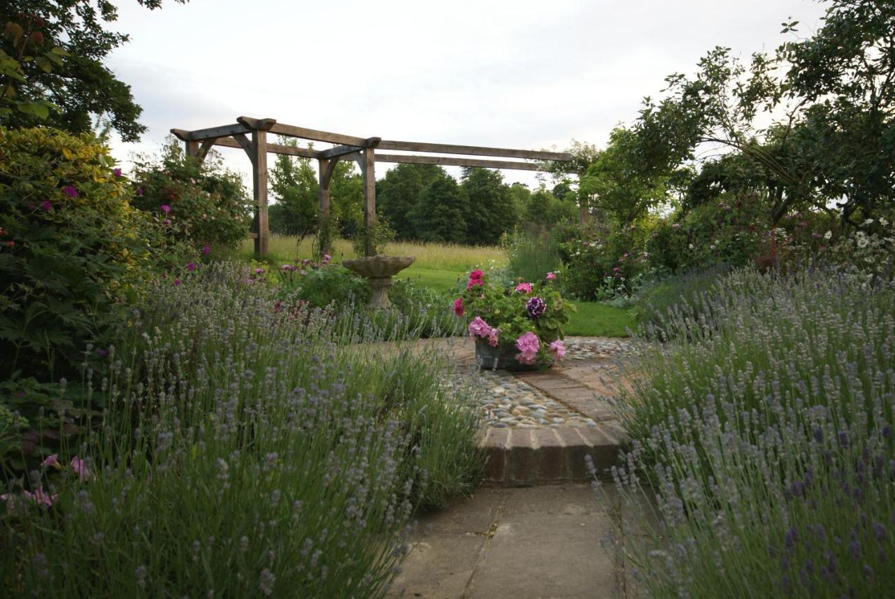 Thatched Cottage B&B Hever Exterior foto